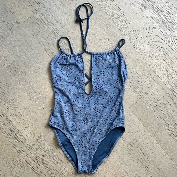 Aerie Deep V Textured Blue One Piece Swimsuit, Size Small - Picture 1 of 9